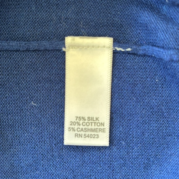 Men’s Banana Republic Sweater - Picture 3 of 4